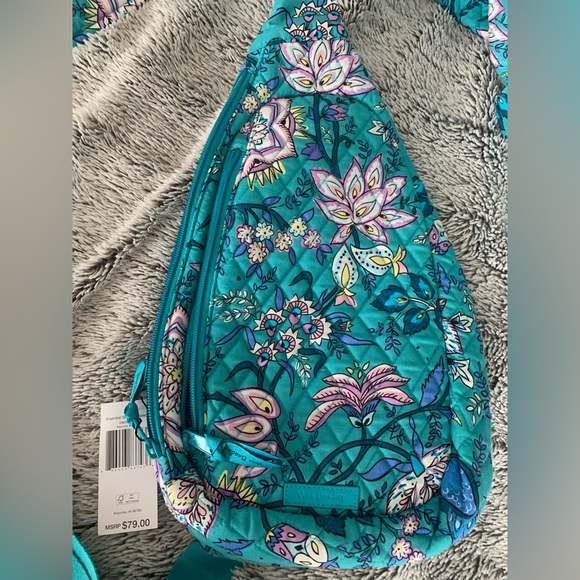 Vera Bradley crossbody - Picture 3 of 7